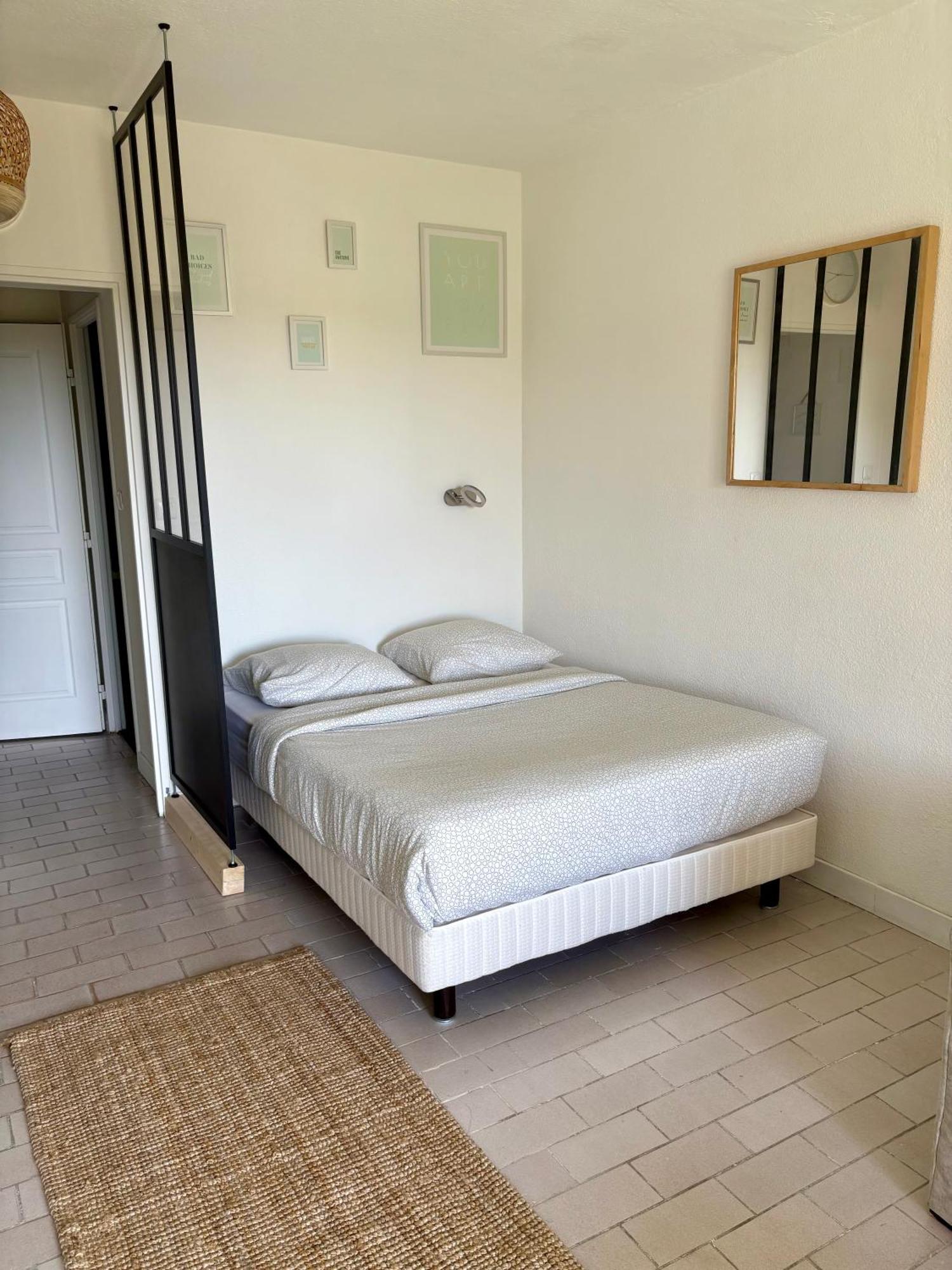 Appartement Sejour Au Port à Hyères Extérieur photo