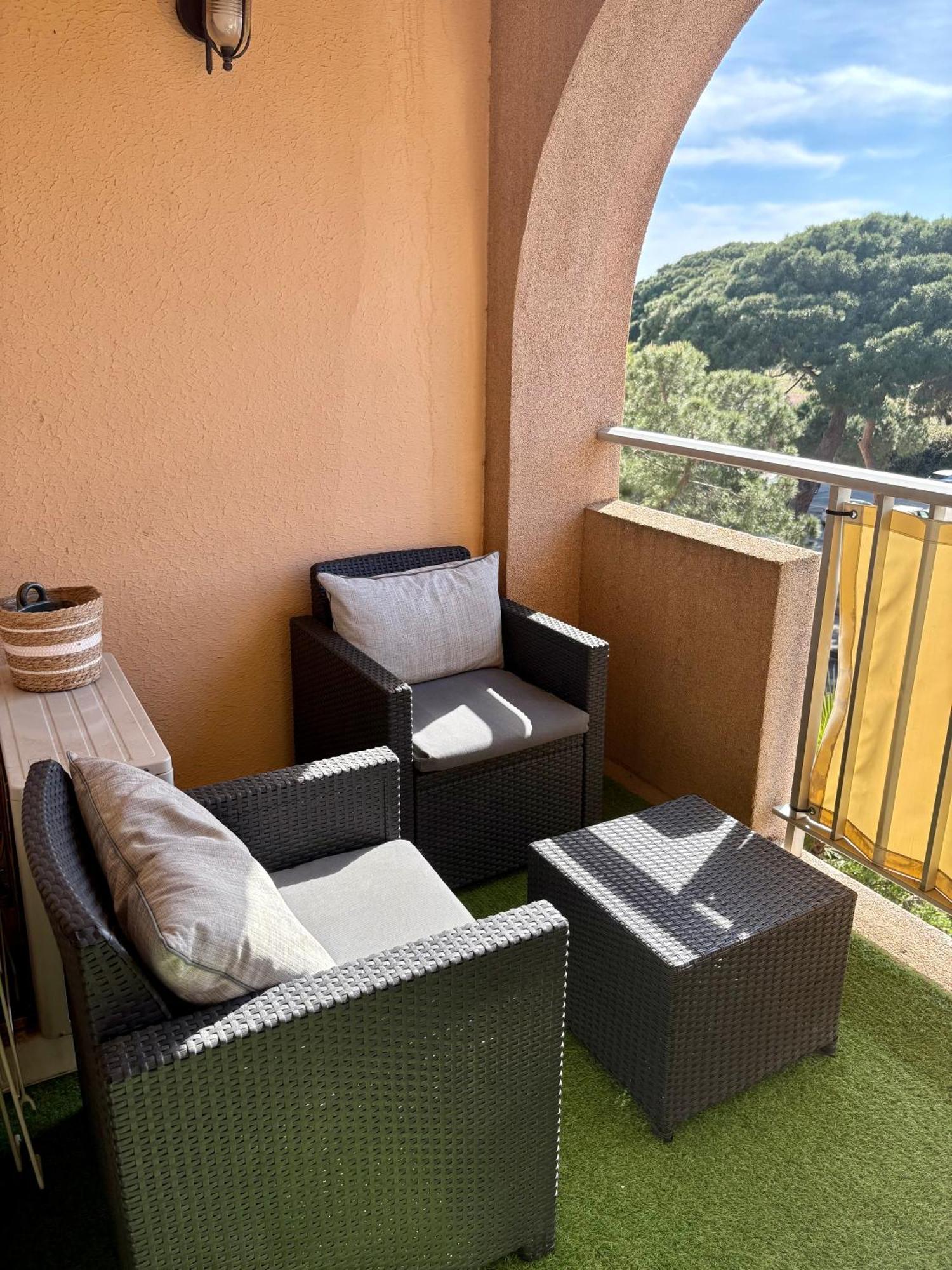 Appartement Sejour Au Port à Hyères Extérieur photo
